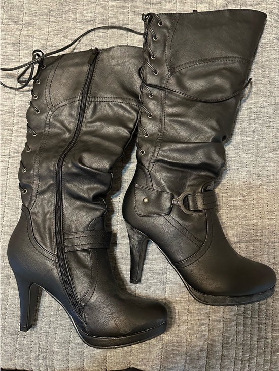 TOP Moda Shoes - Black Zip and Lace-Up Knee-High Heeled Boots